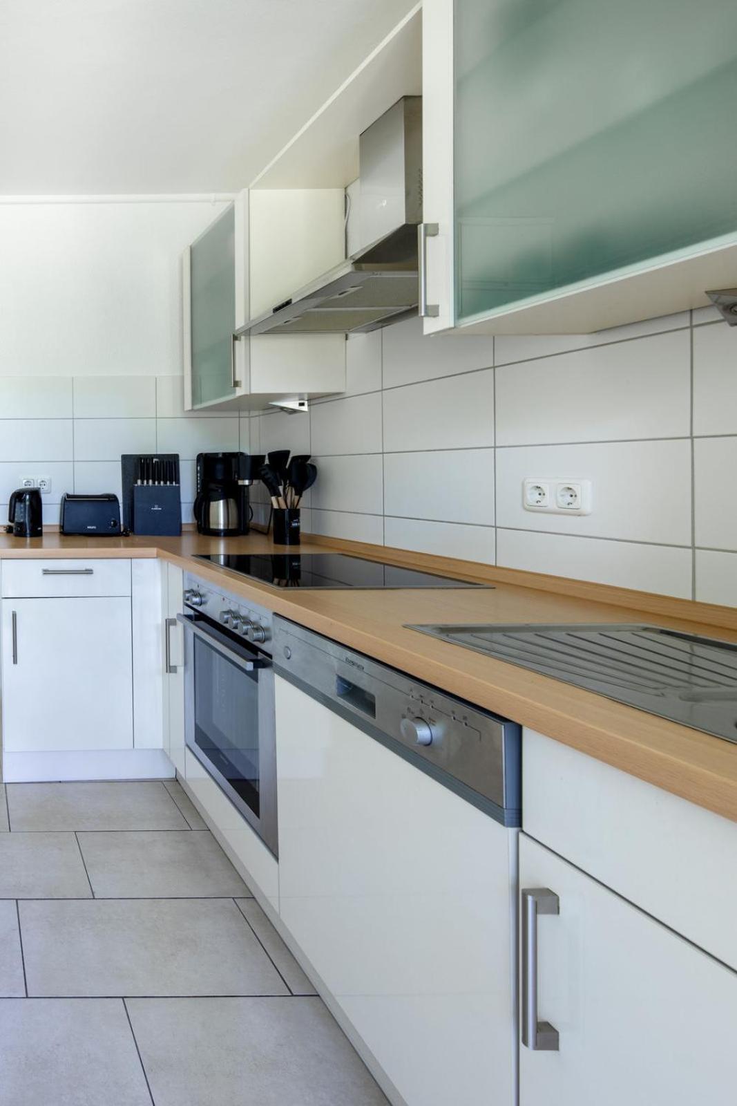 Ferienwohnung Liegeplatz Wilhelmshaven Exterior foto